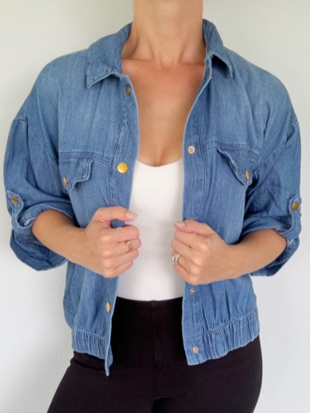 Lola River blue chambray denim lightweight cotton crop sleeve snap jacket XS
